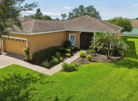 230 Bay Drive Kissimmee FL 34759