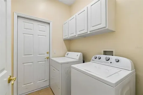 230 Bay Drive Kissimmee FL 34759