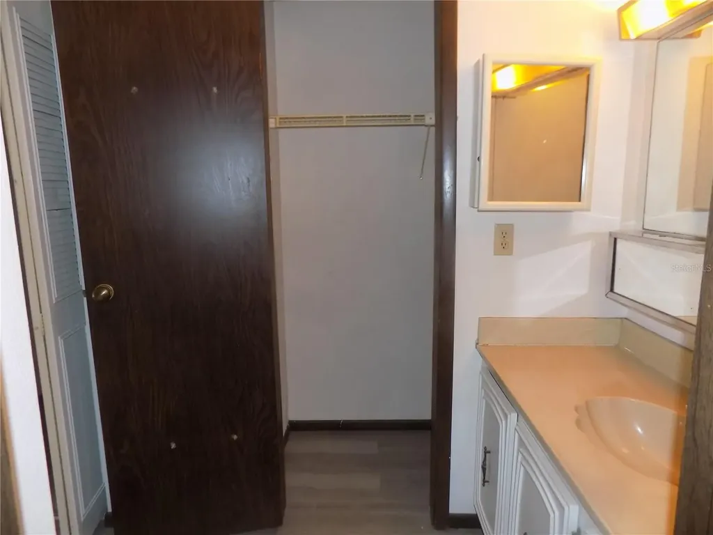 613 SW 75 Street Gainesville FL 32607