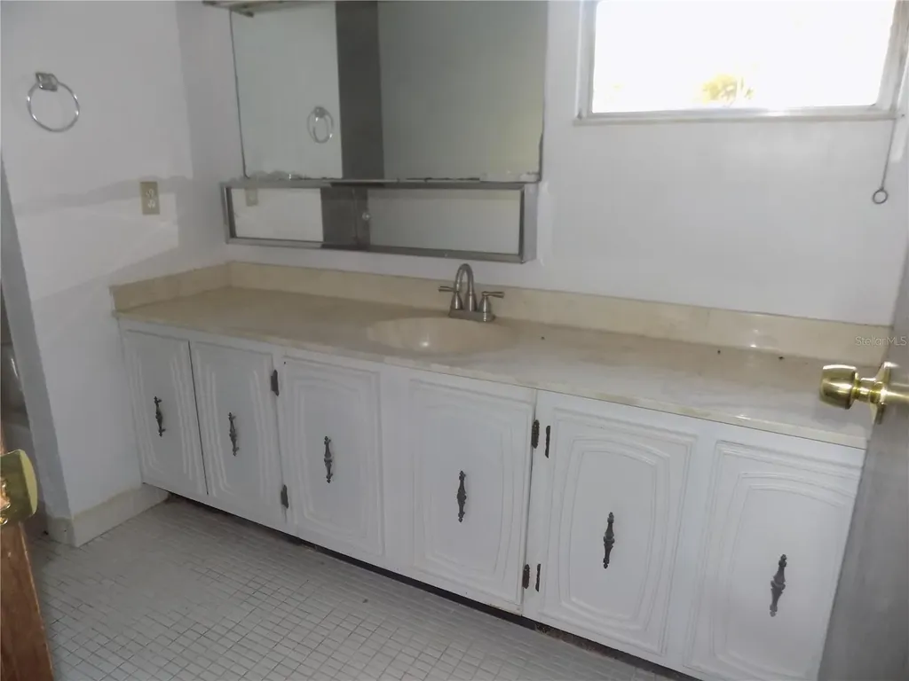 613 SW 75 Street Gainesville FL 32607