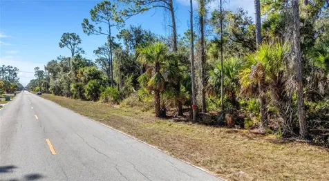 207 Sherbourne Street Port Charlotte FL 33954