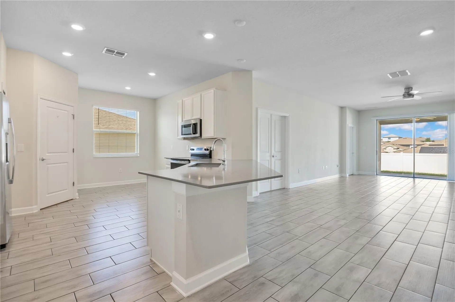 223 Bergamot Loop Davenport FL 33837