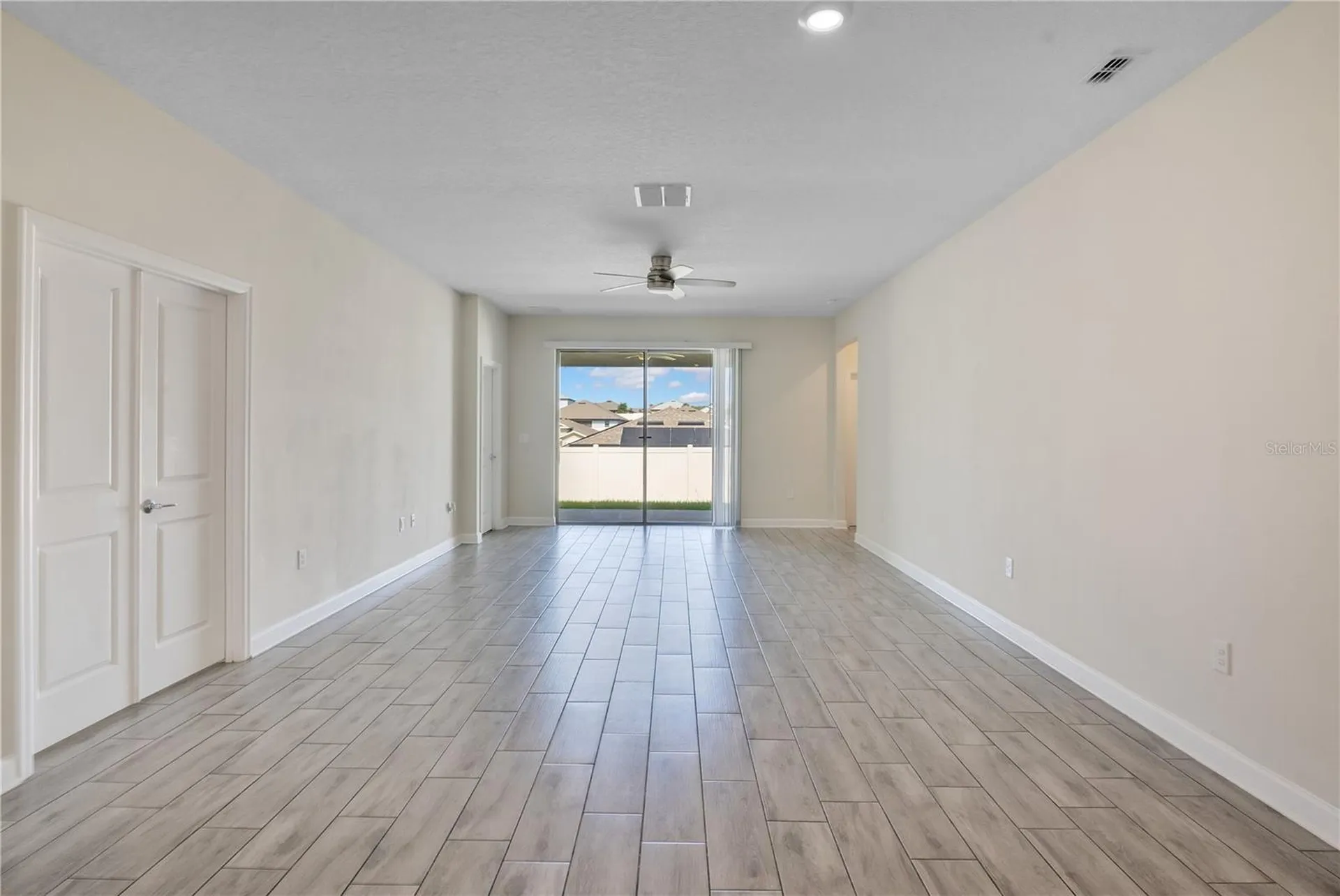 223 Bergamot Loop Davenport FL 33837
