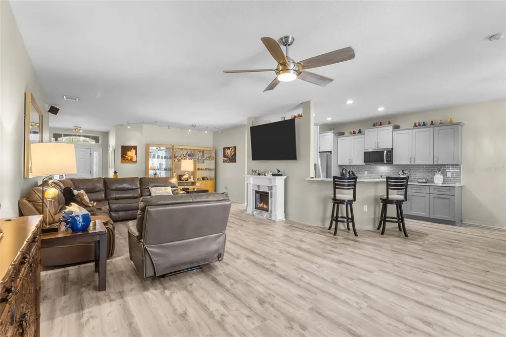 4527 Ferrys Mill Place Ellenton FL 34222