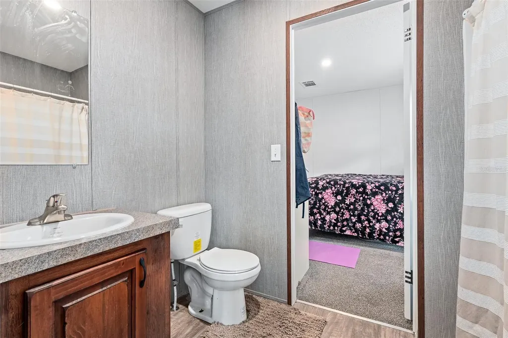 42215 Beech Avenue Deland FL 32720