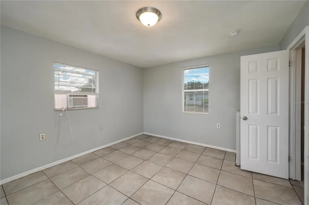 520 W Jackson Avenue Lake Wales FL 33853