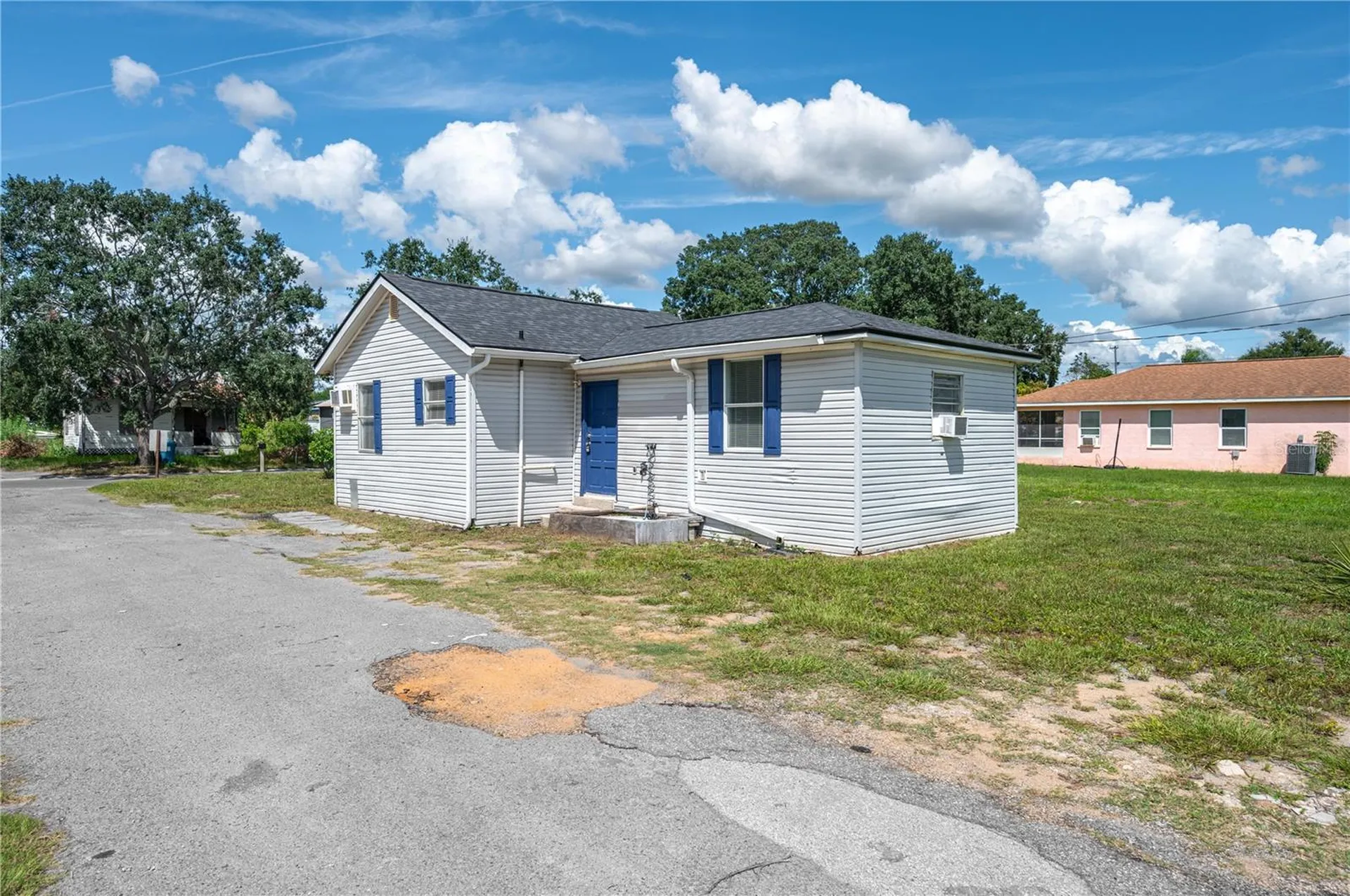 520 W Jackson Avenue Lake Wales FL 33853