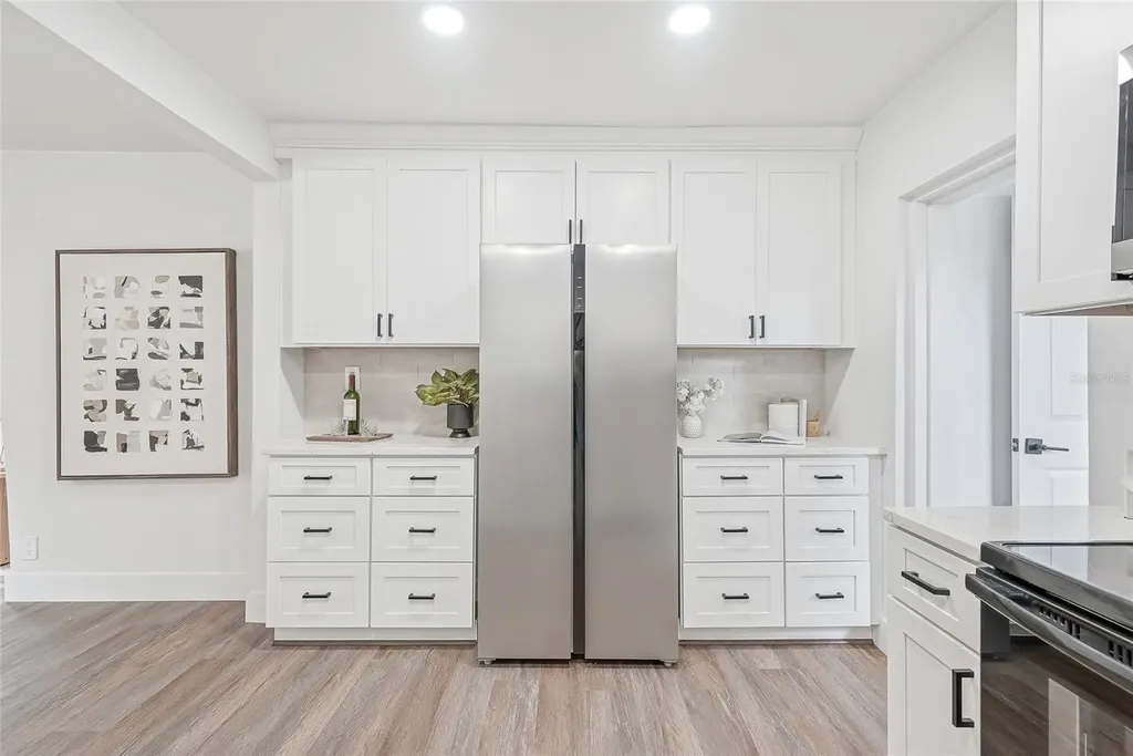 2534 19th Street S St Petersburg FL 33712