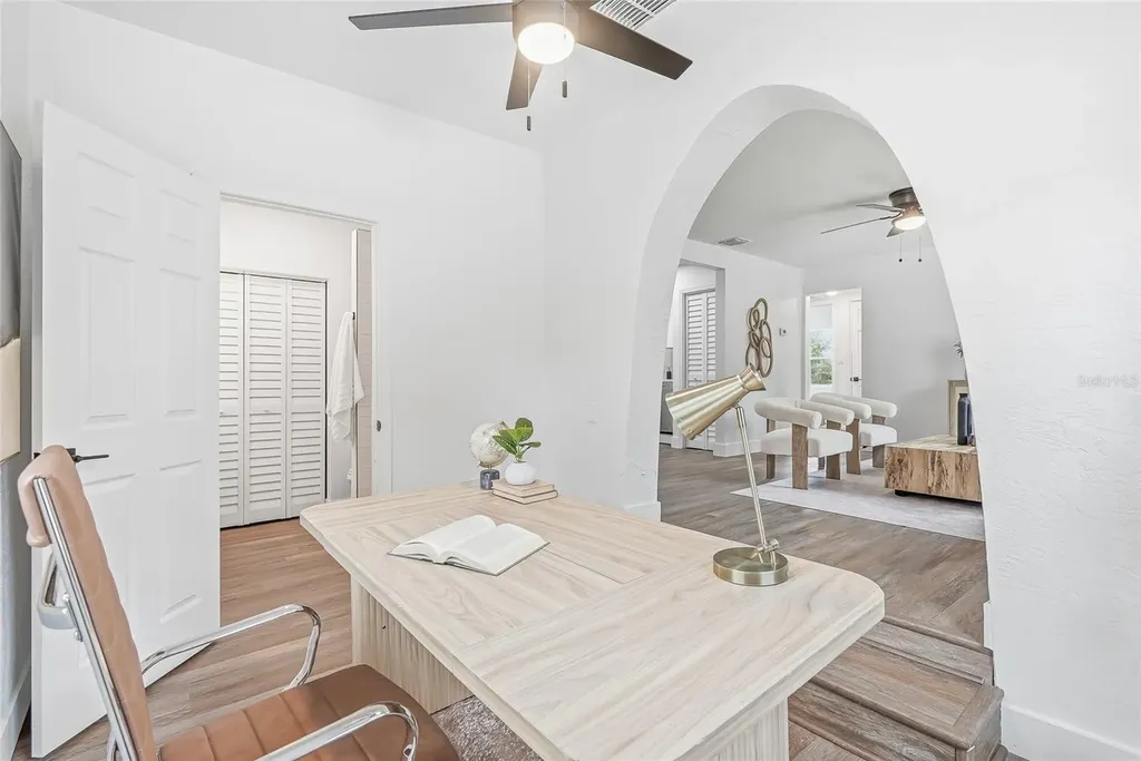 2534 19th Street S St Petersburg FL 33712