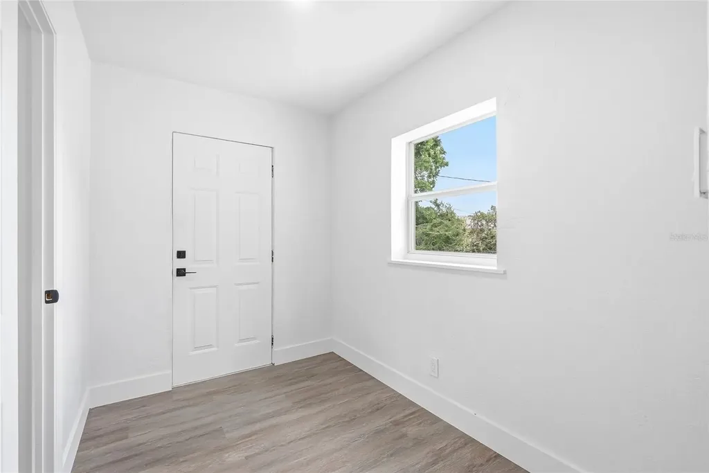 2534 19th Street S St Petersburg FL 33712