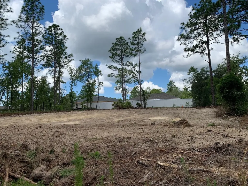 547 W Homeway Loop Dunnellon FL 34434