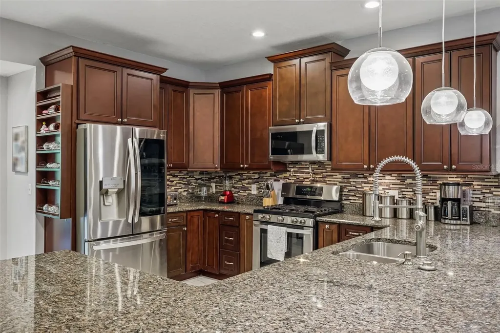 1628 Crossvine Court Trinity FL 34655