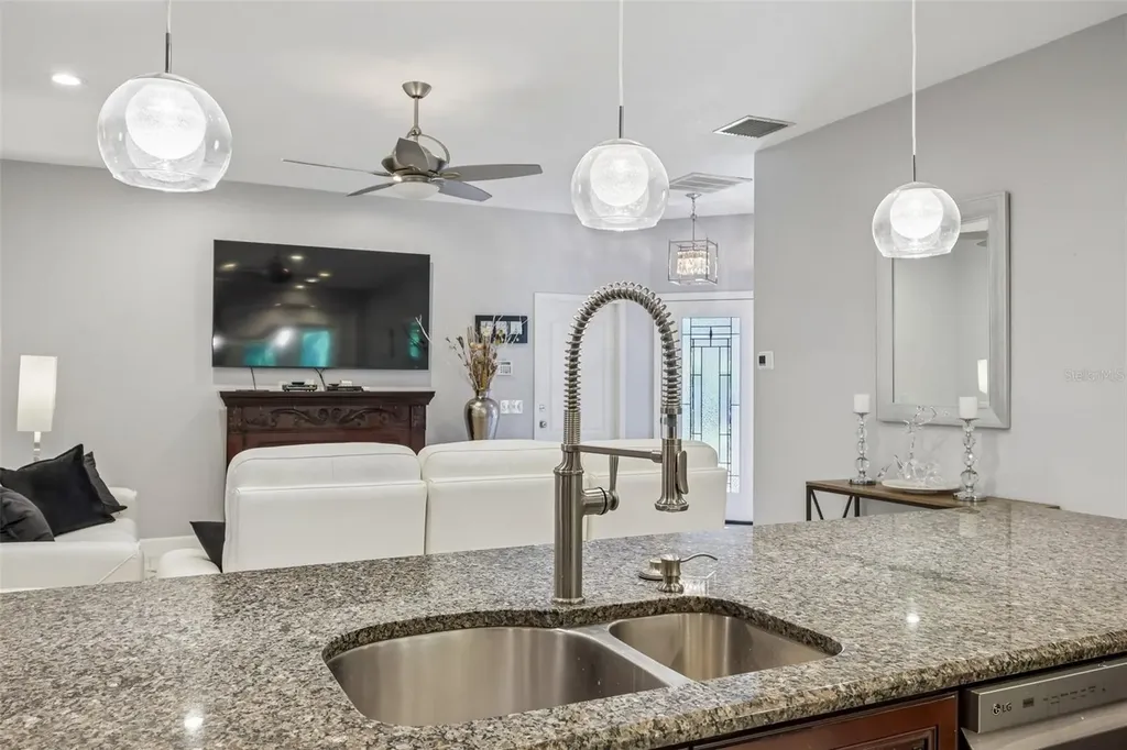 1628 Crossvine Court Trinity FL 34655