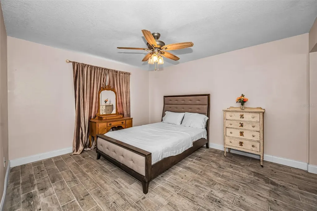 2263 Bancroft Circle N Palm Harbor FL 34683