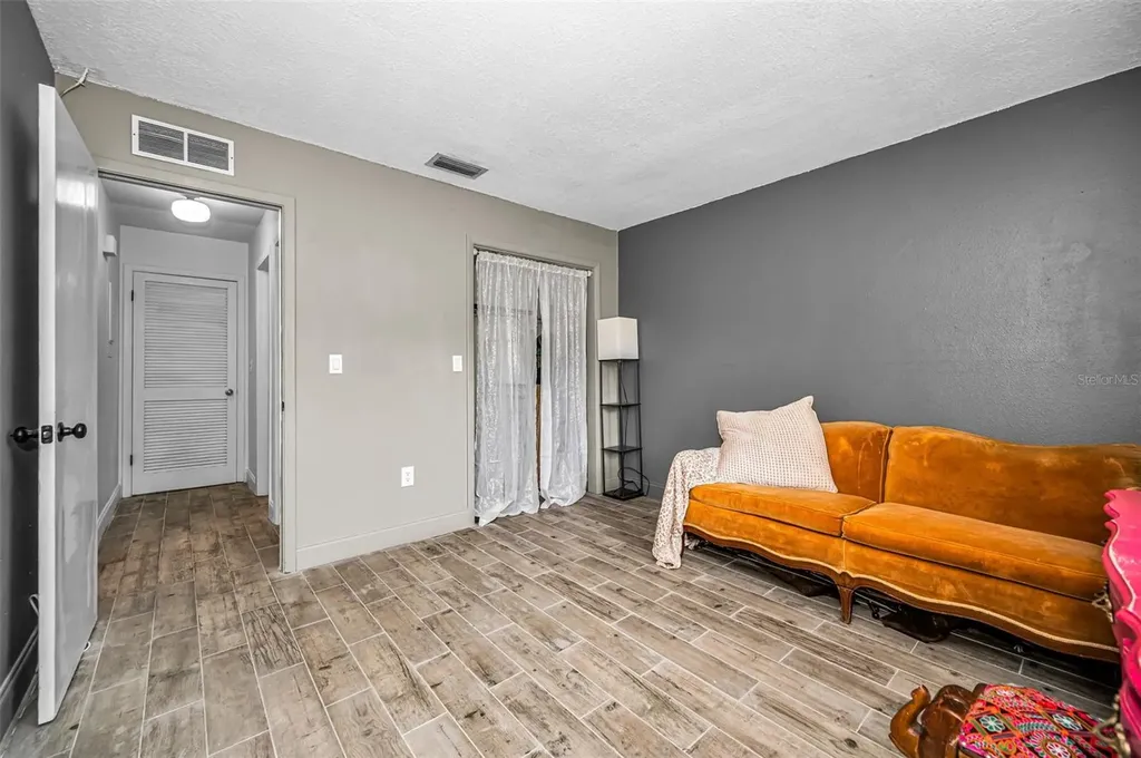 2263 Bancroft Circle N Palm Harbor FL 34683
