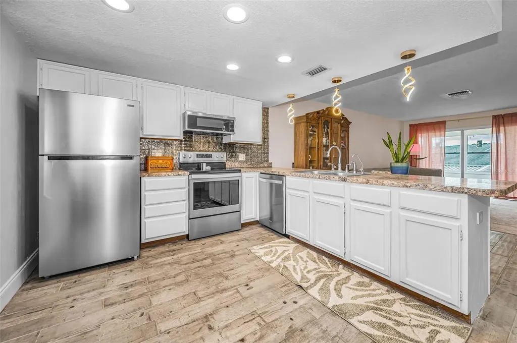 2263 Bancroft Circle N Palm Harbor FL 34683
