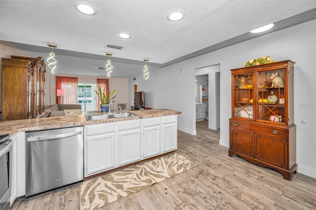 2263 Bancroft Circle N Palm Harbor FL 34683
