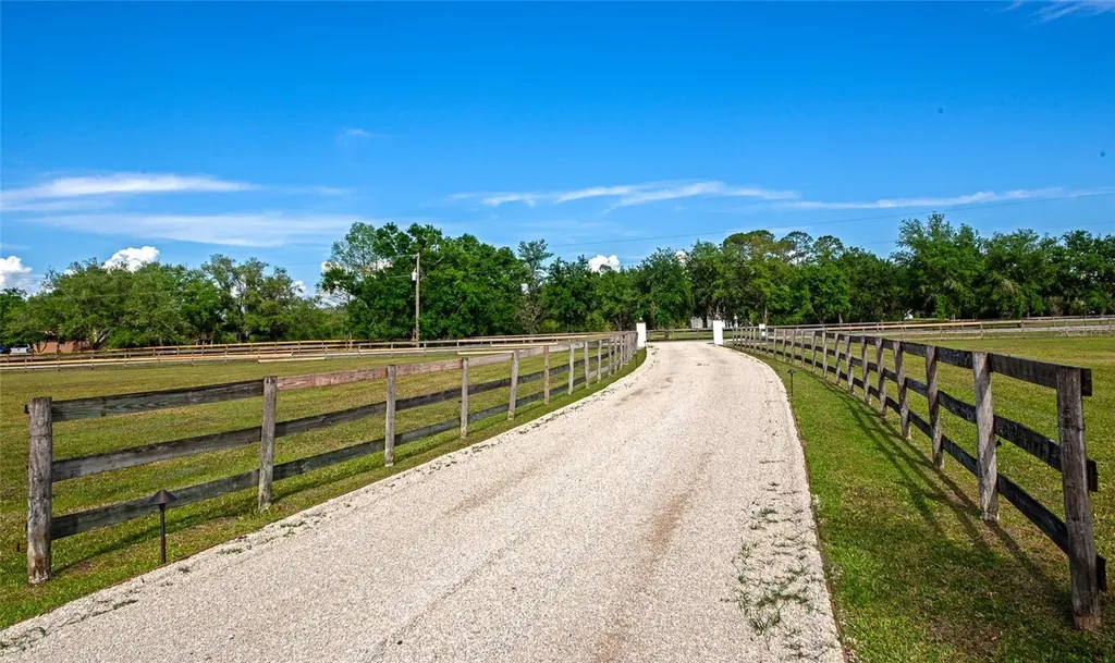 1208 Oak Hammock Road Sarasota FL 34240