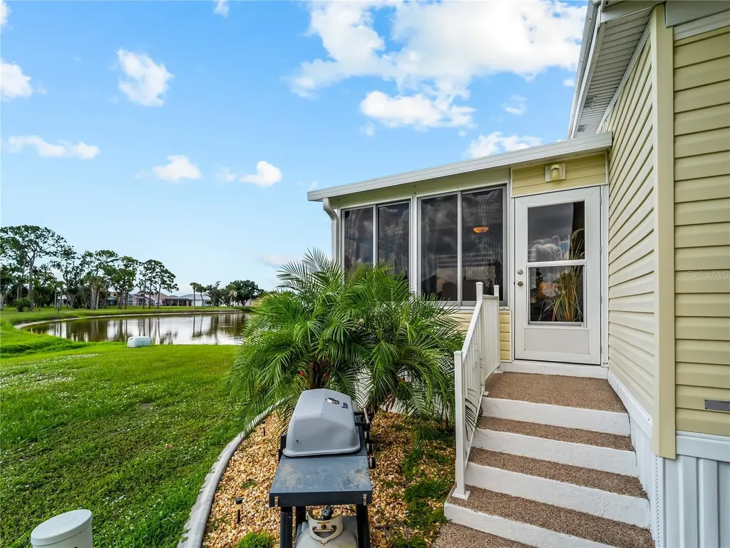 1000 Kings Highway Punta Gorda FL 33980