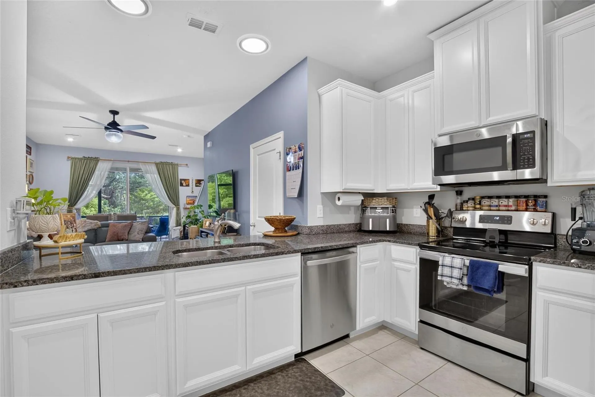 2911 Jacob Crossing Lane Holiday FL 34691