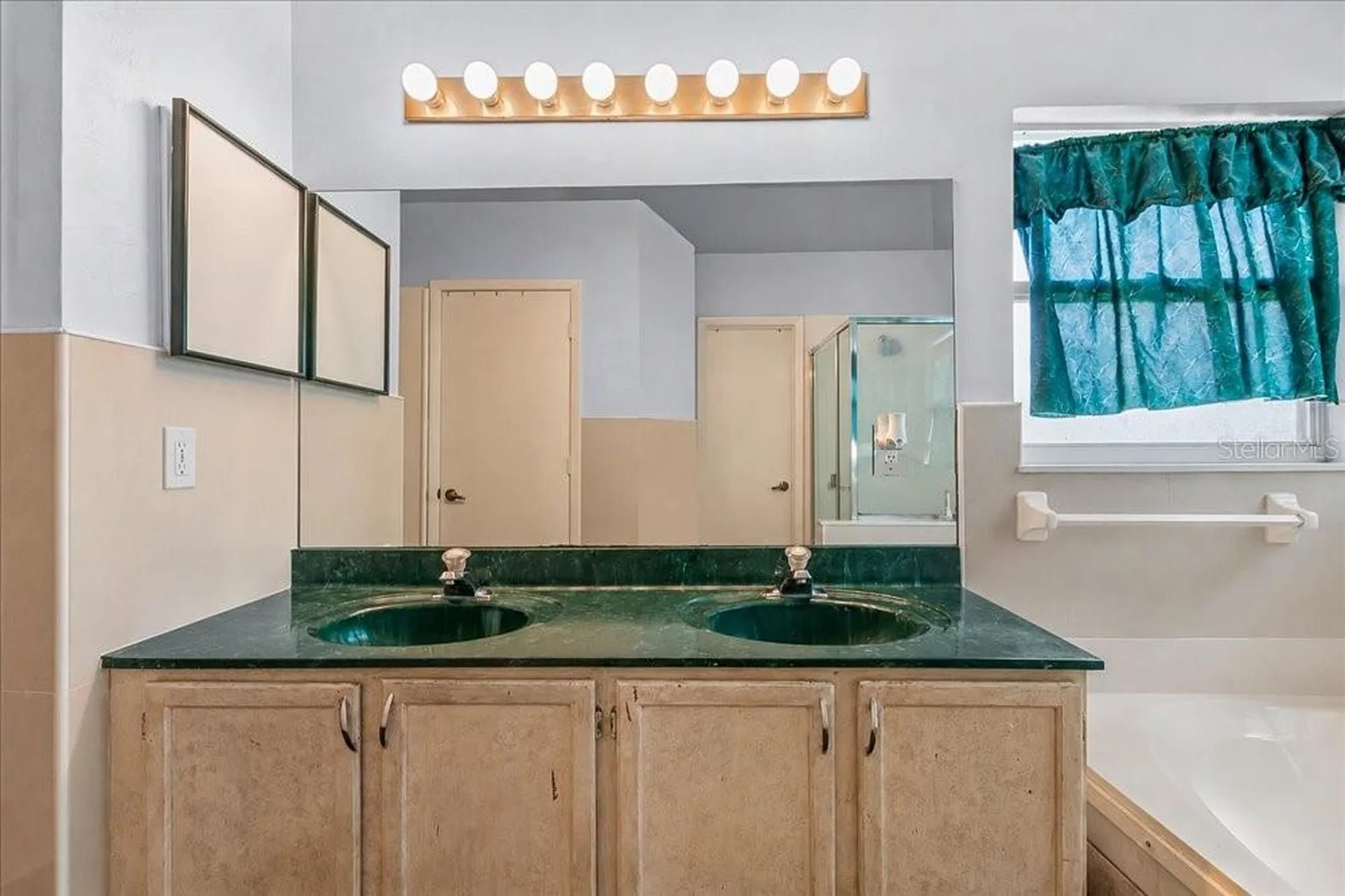 7045 Coral Cove Drive Orlando FL 32818