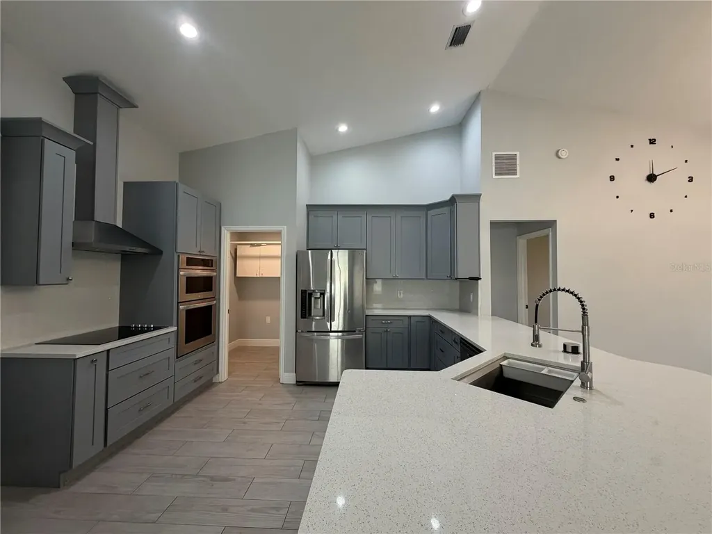9405 Posen Place Tampa FL 33635