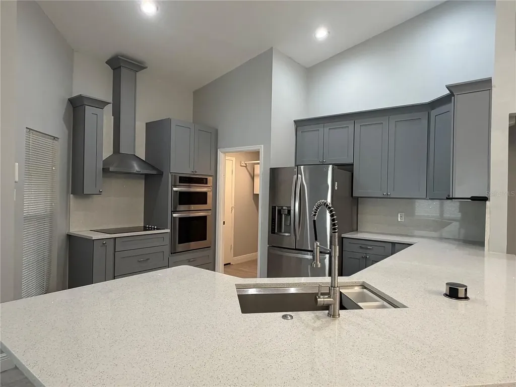 9405 Posen Place Tampa FL 33635