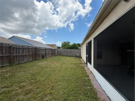 9405 Posen Place Tampa FL 33635
