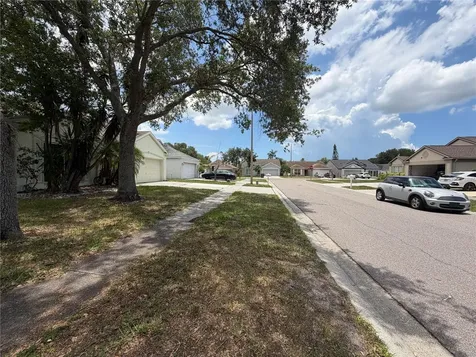 9405 Posen Place Tampa FL 33635
