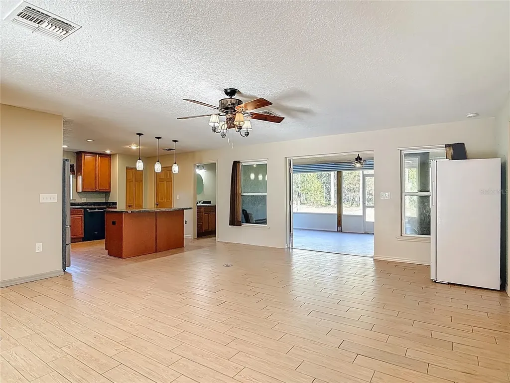 6100 Winning Wood Trail De Leon Springs FL 32130