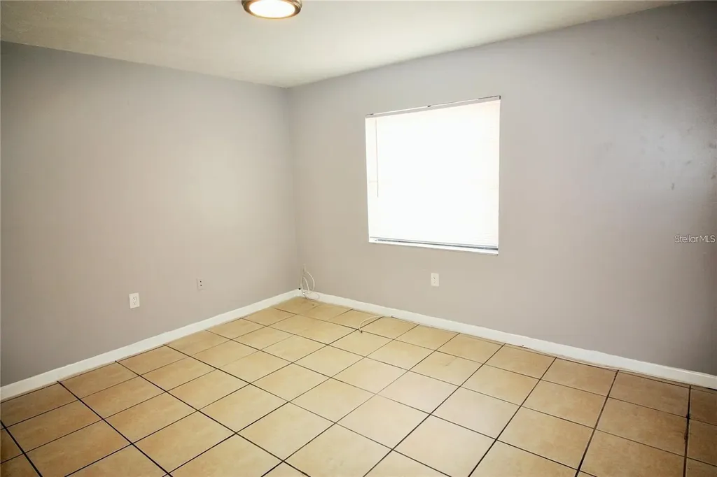 9418 N 50th Street Tampa FL 33617