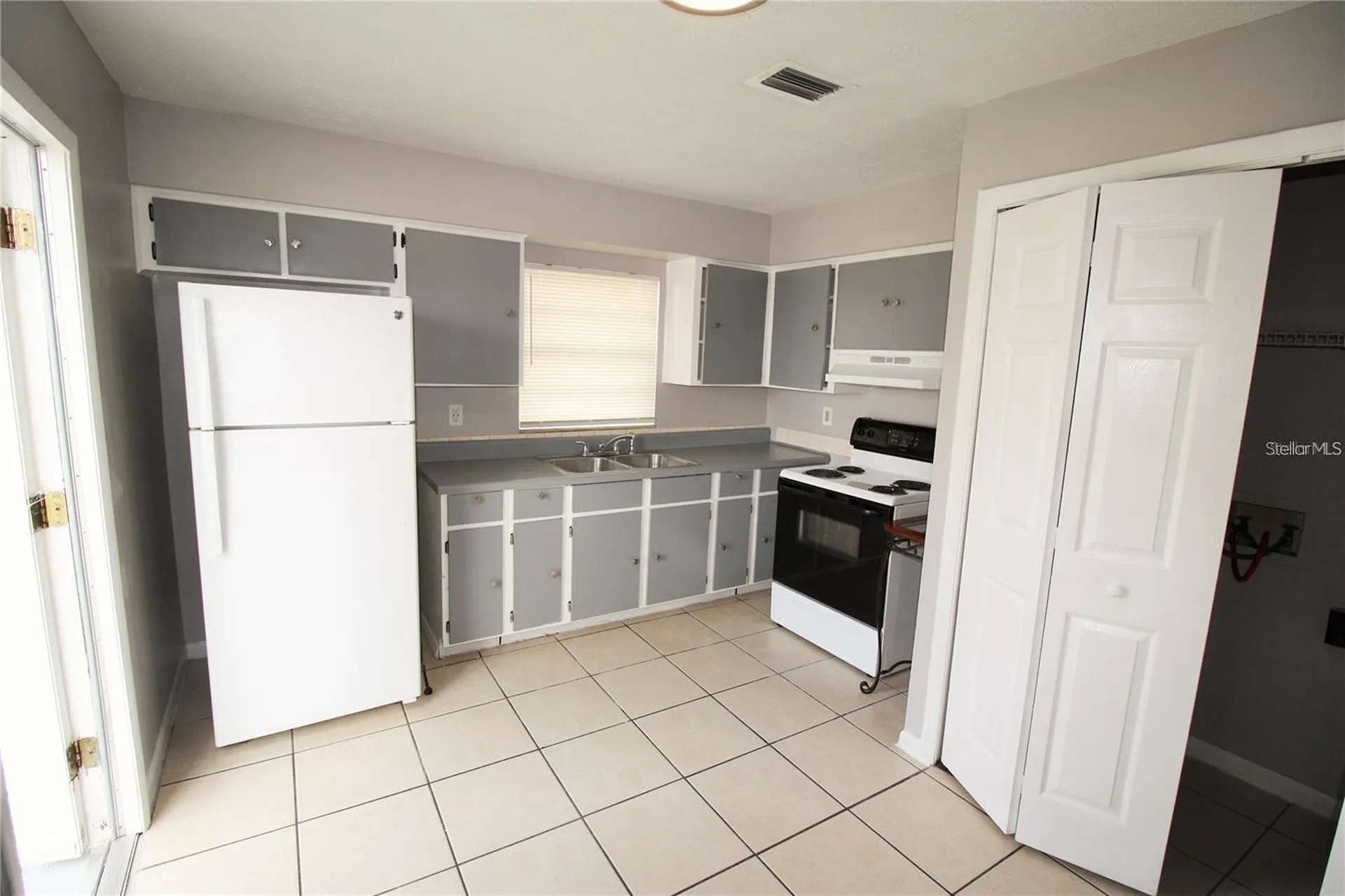 9418 N 50th Street Tampa FL 33617