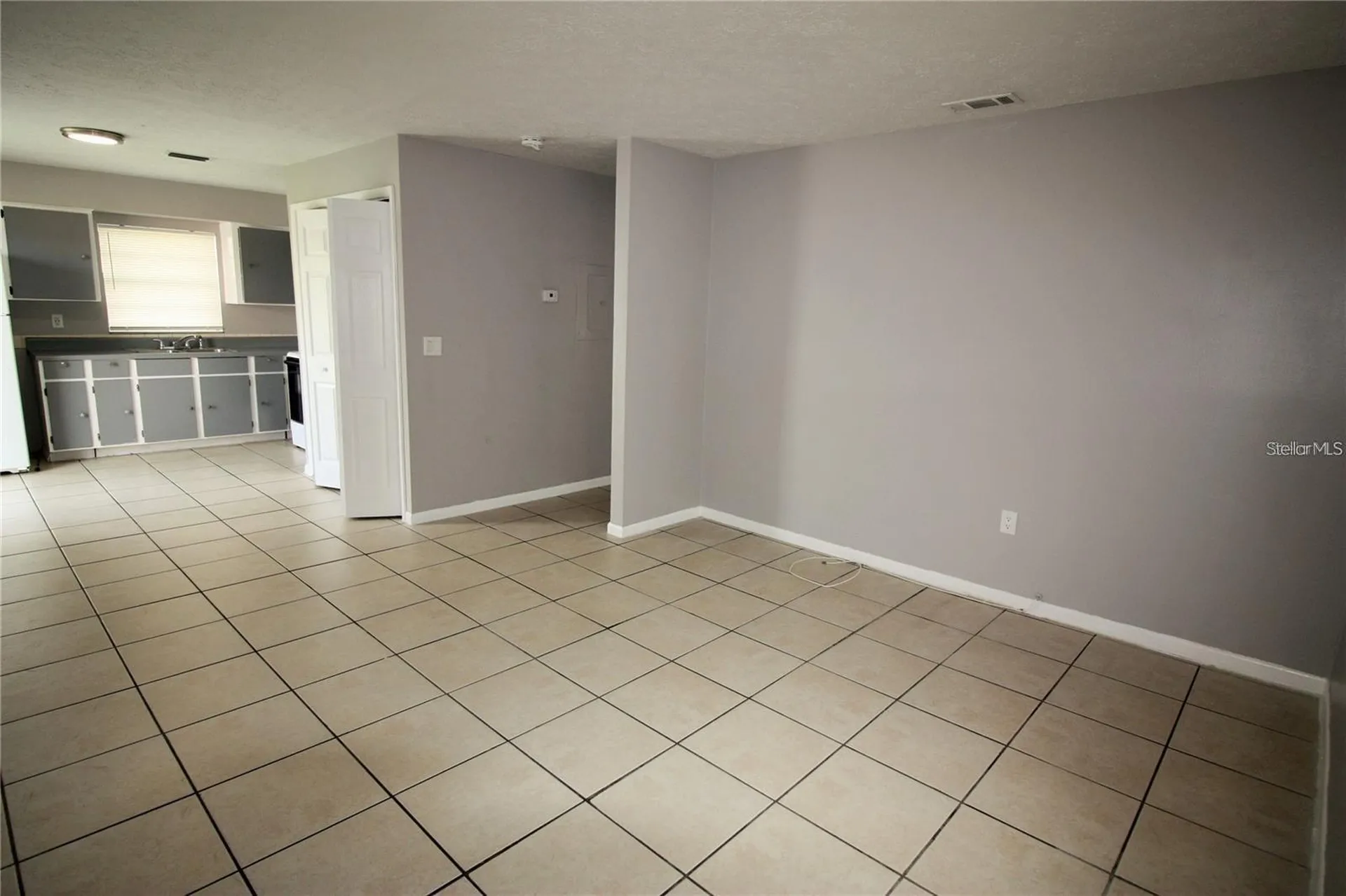 9418 N 50th Street Tampa FL 33617