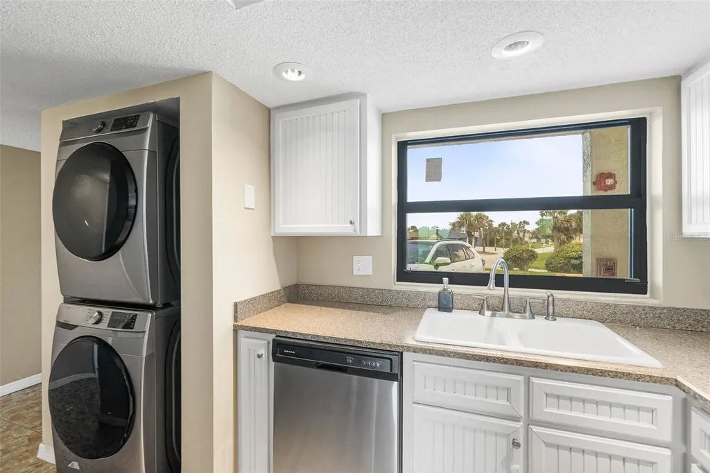 3390 Ocean Shore Boulevard Ormond Beach FL 32176