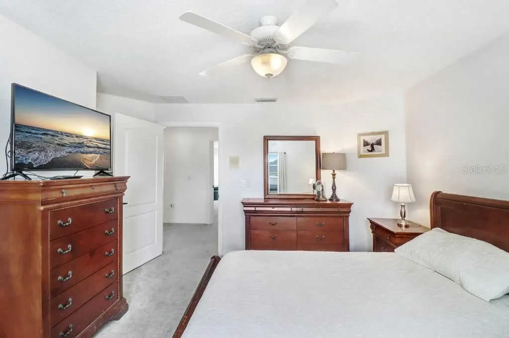 Bradenton FL 34209