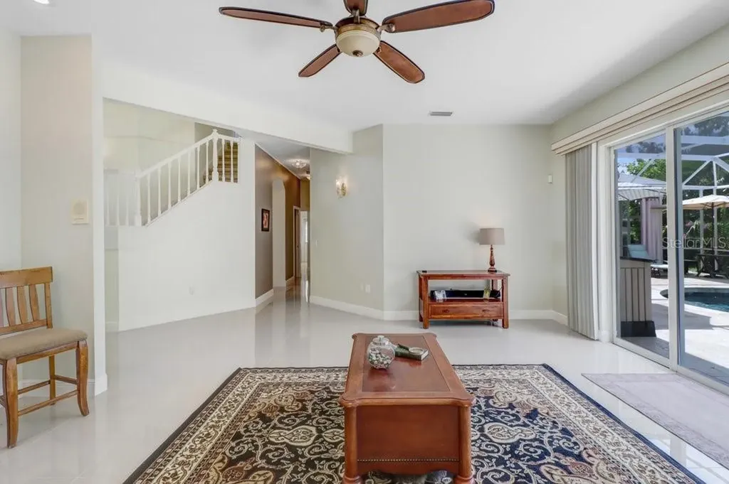Bradenton FL 34209