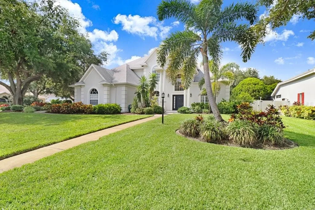 Bradenton FL 34209