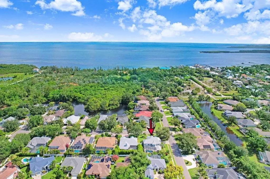 Bradenton FL 34209