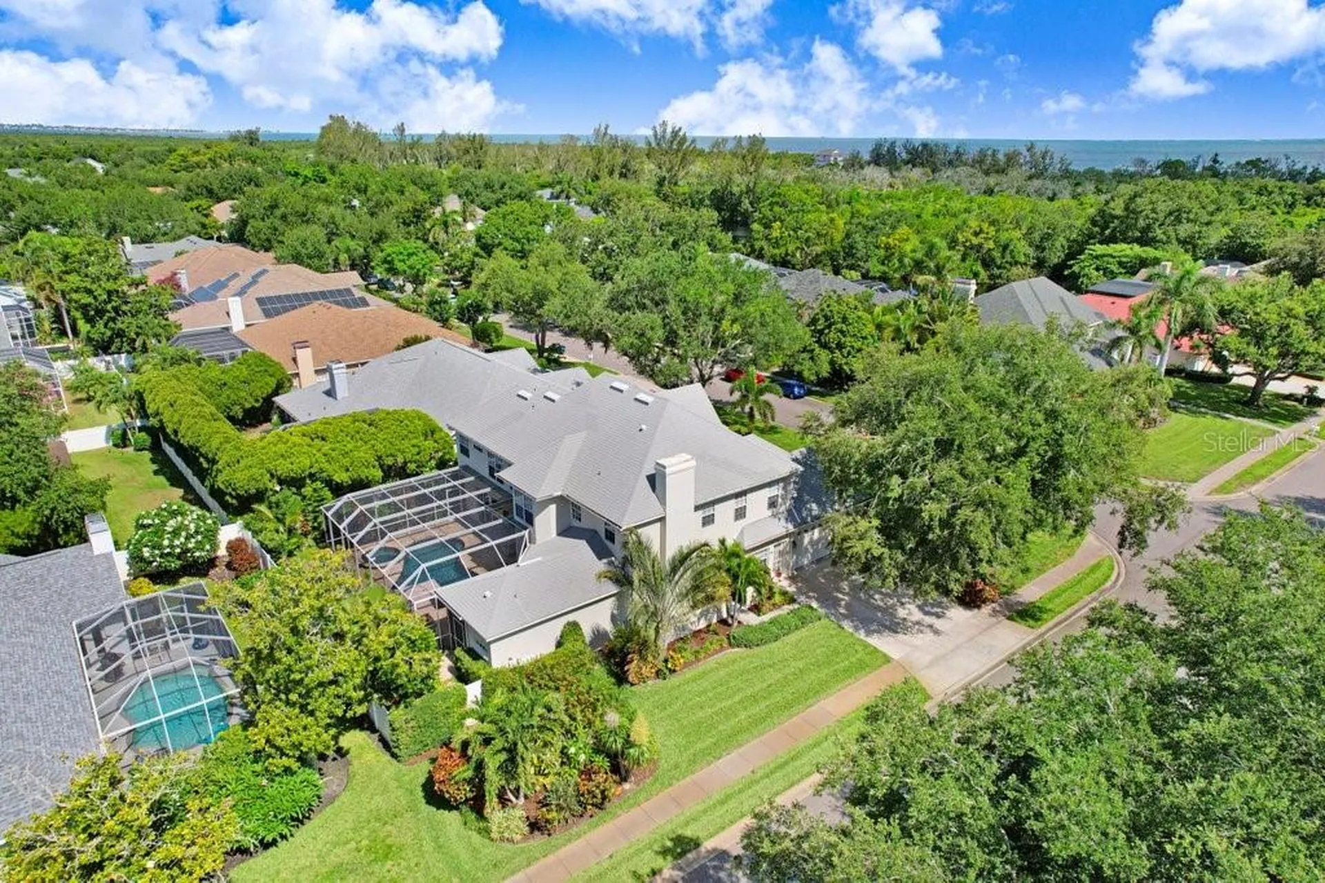 Bradenton FL 34209