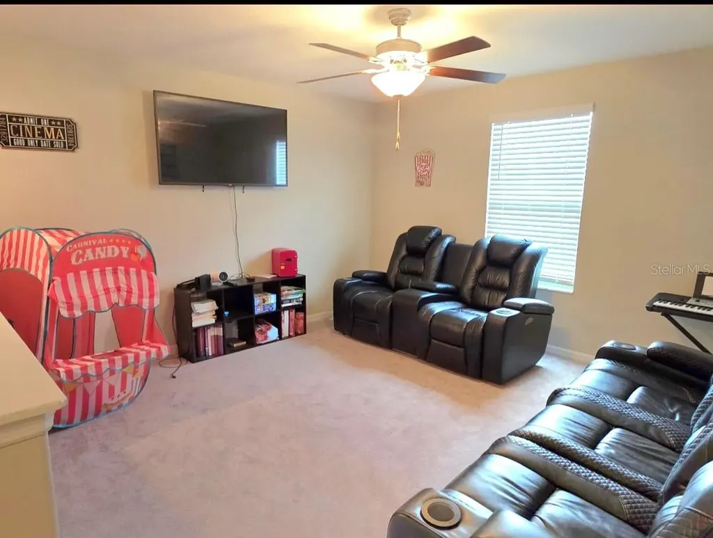 1561 Flower Dust Drive Ruskin FL 33570
