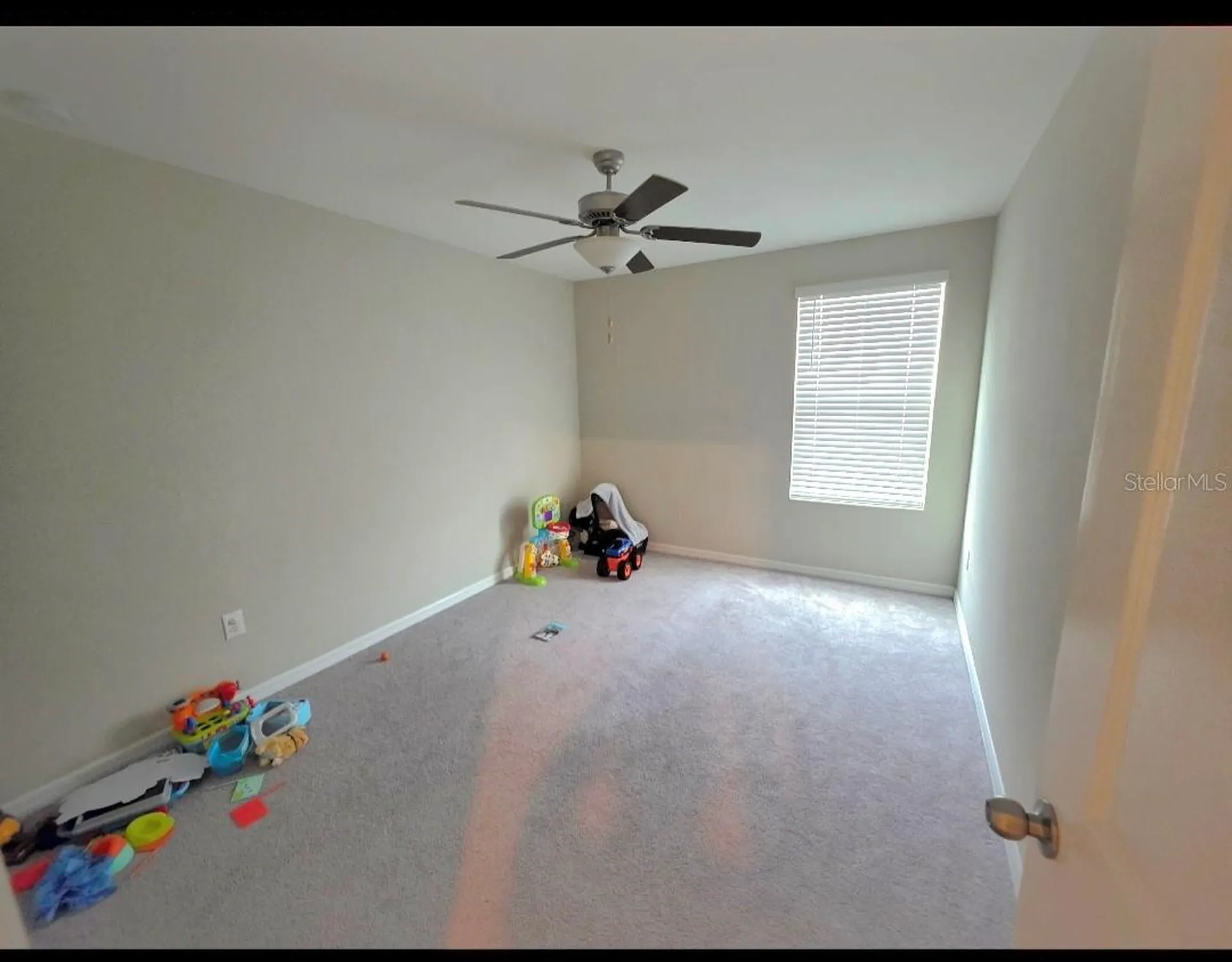 1561 Flower Dust Drive Ruskin FL 33570