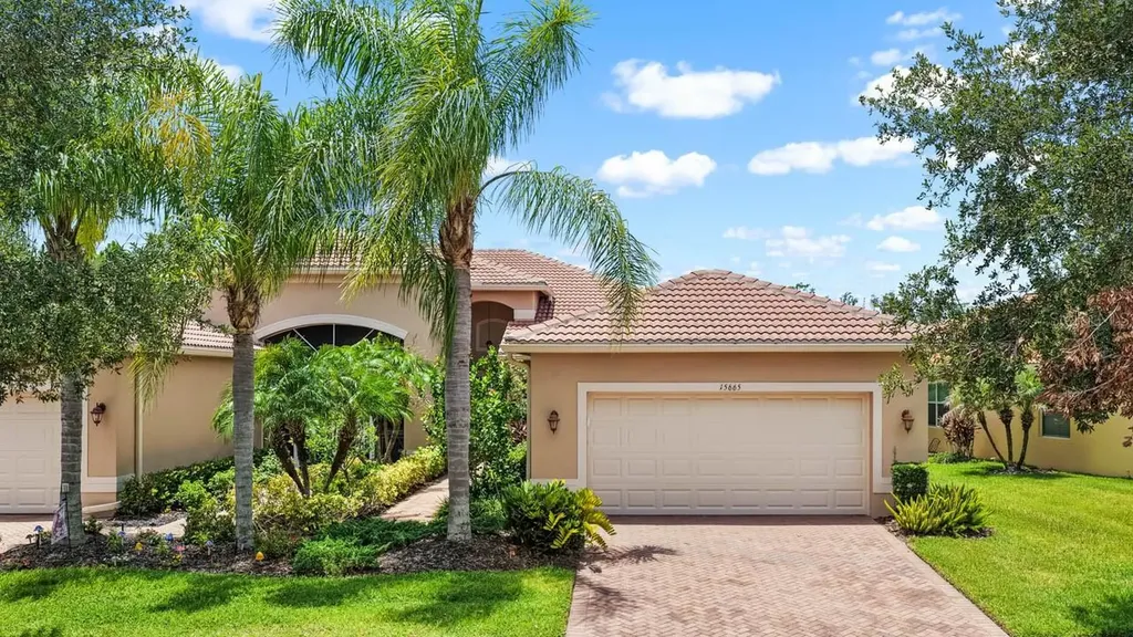 15665 Aurora Lake Circle Wimauma FL 33598