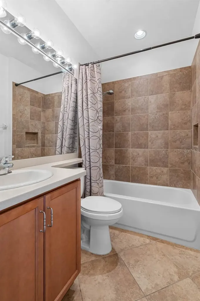 15665 Aurora Lake Circle Wimauma FL 33598