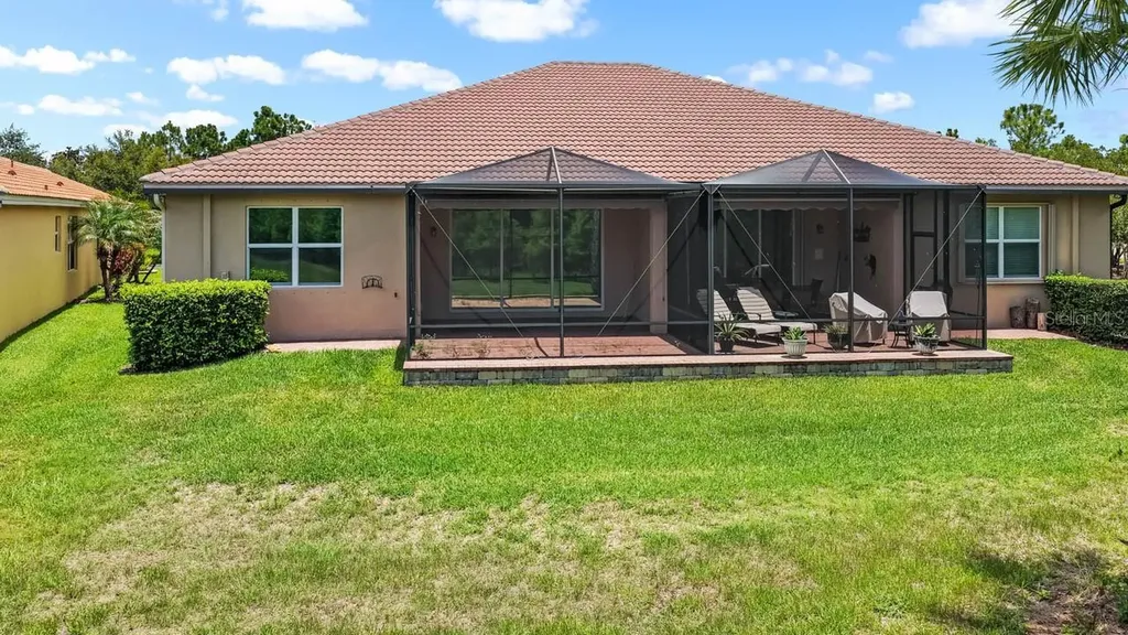 15665 Aurora Lake Circle Wimauma FL 33598
