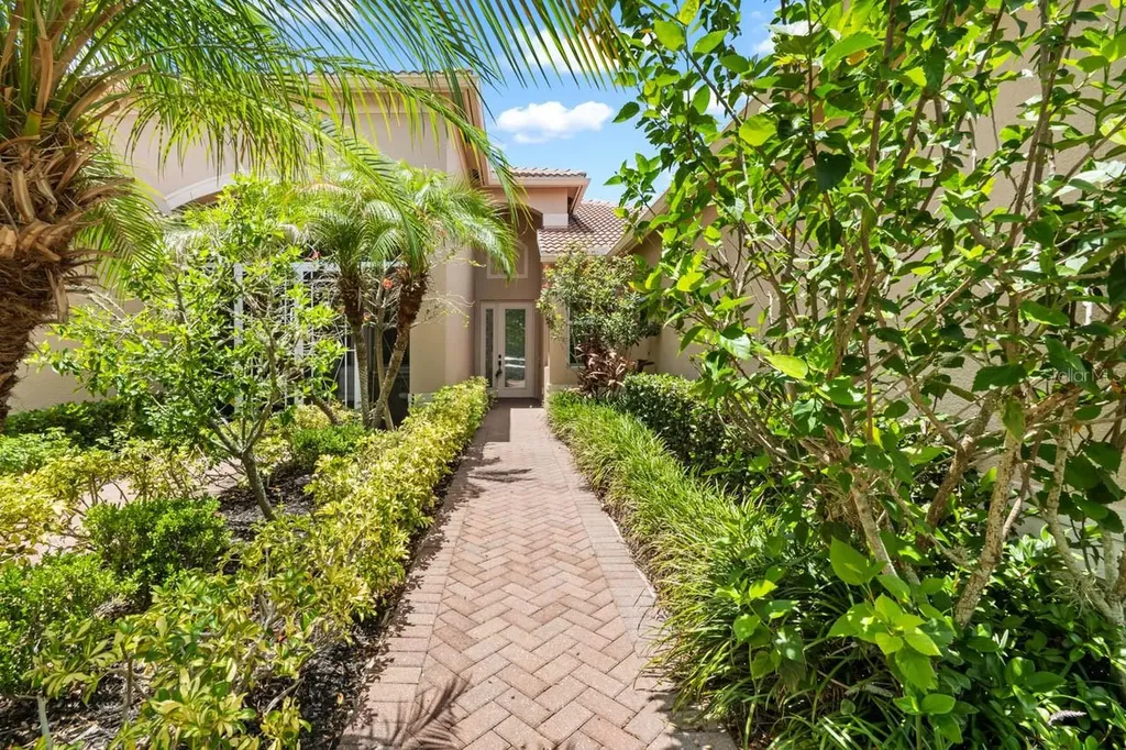 15665 Aurora Lake Circle Wimauma FL 33598
