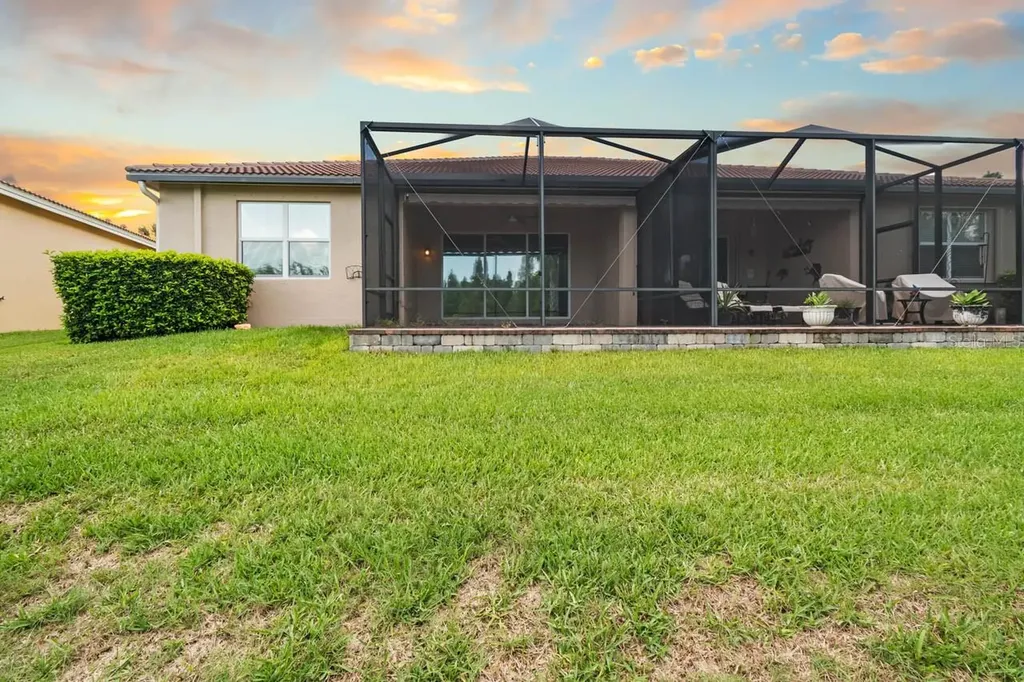 15665 Aurora Lake Circle Wimauma FL 33598