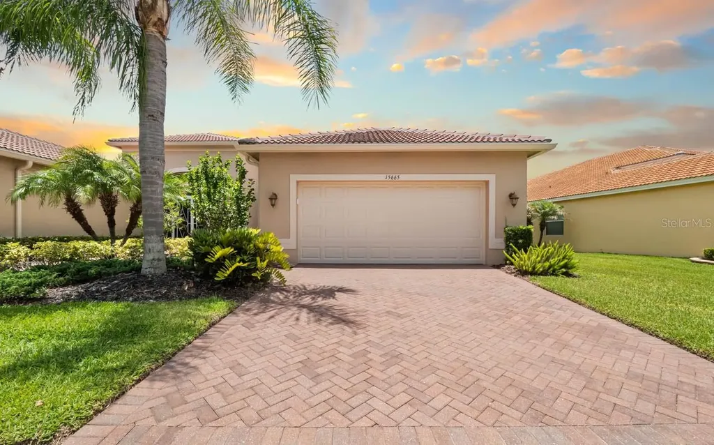 15665 Aurora Lake Circle Wimauma FL 33598