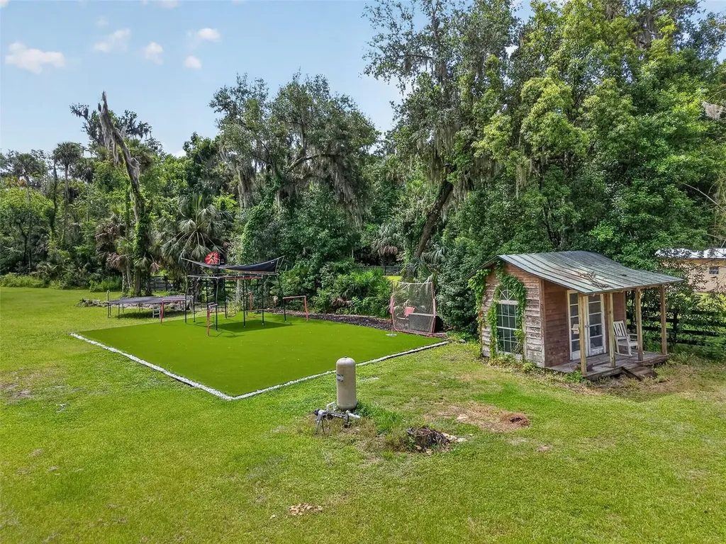 32589 Okaloosa Trail Sorrento FL 32776