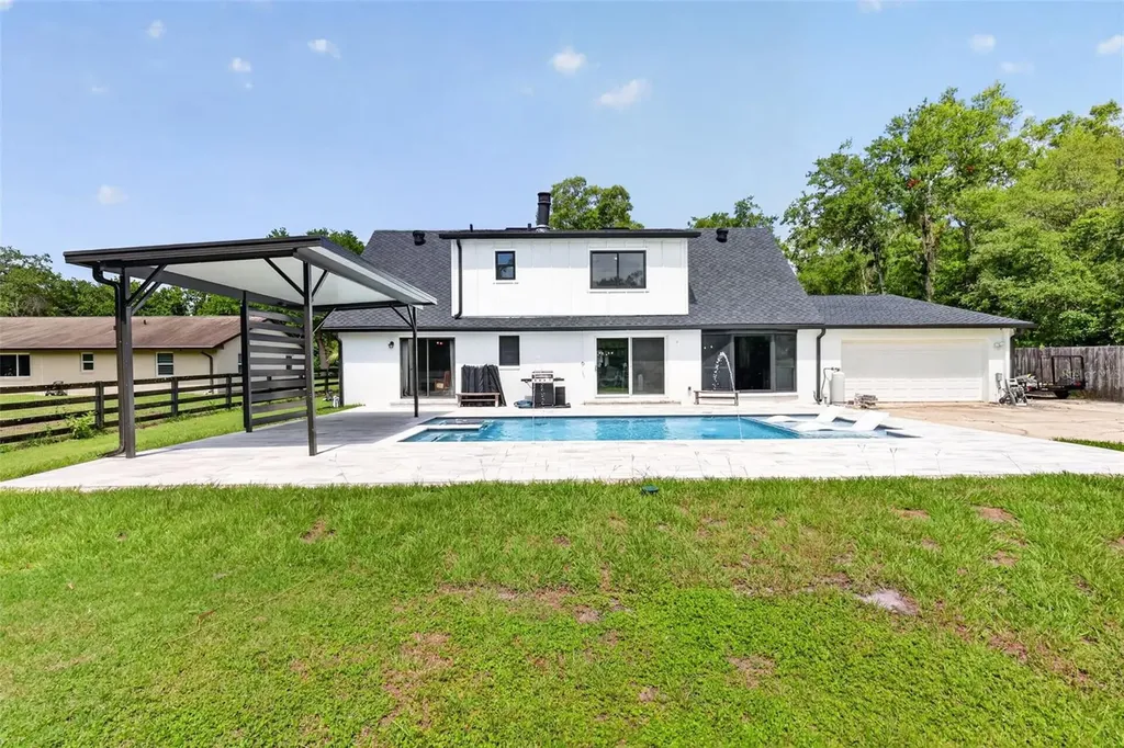 32589 Okaloosa Trail Sorrento FL 32776