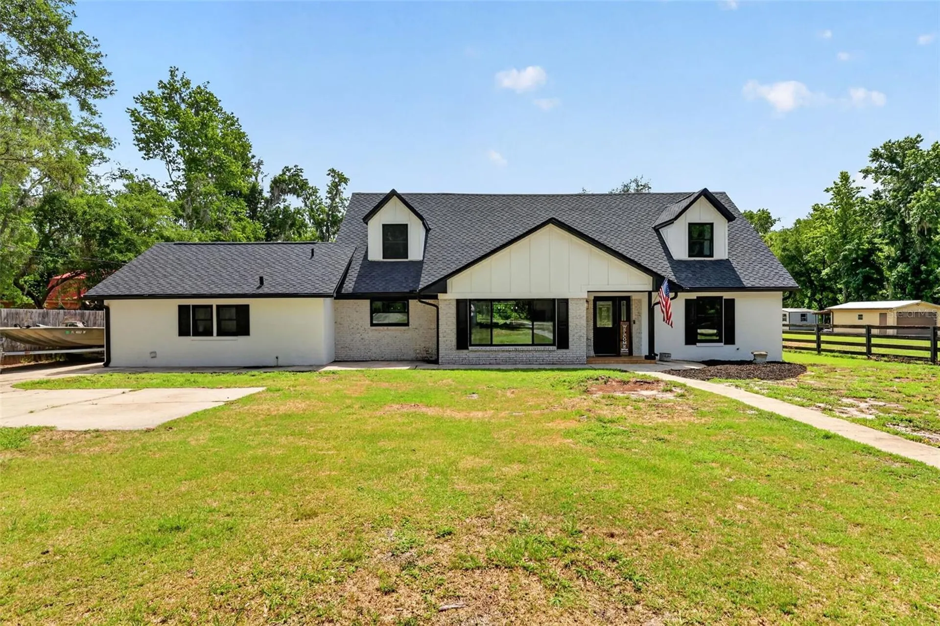 32589 Okaloosa Trail Sorrento FL 32776